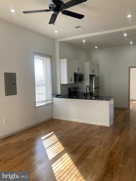 1901 W Diamond St Unit 3, Philadelphia, PA 19121