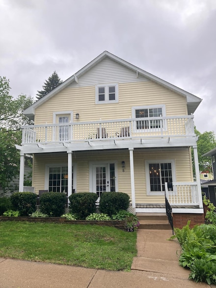 8 Queen Ave S, Minneapolis, MN 55405