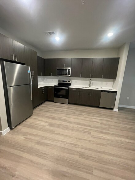 20525 Ella Blvd Unit 2102, Spring, TX 77388