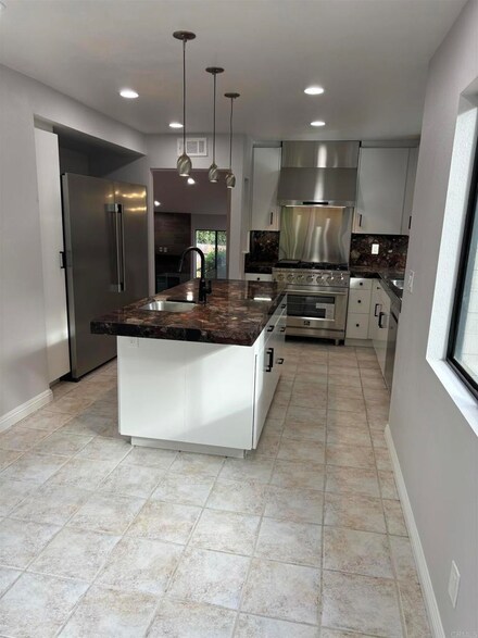 4600 Villas Ct, Bonita, CA 91902