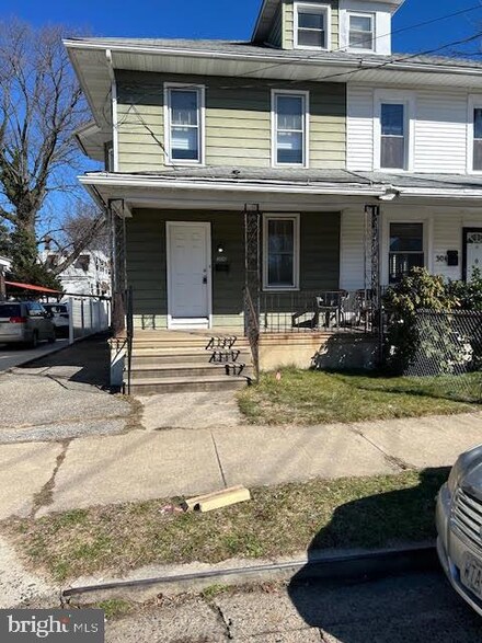 306 N 41st St, Pennsauken, NJ 08110