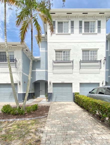 1446 NW 34th Way, Fort Lauderdale, FL 33311