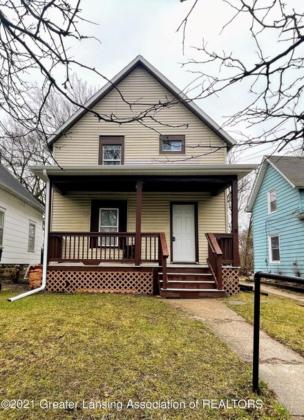 715 Johnson Ave, Lansing, MI 48906