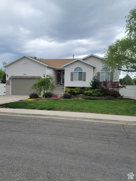2981 S Pika Dr, West Valley City, UT 84128