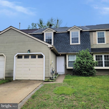 38 River Bank Dr, Roebling, NJ 08554