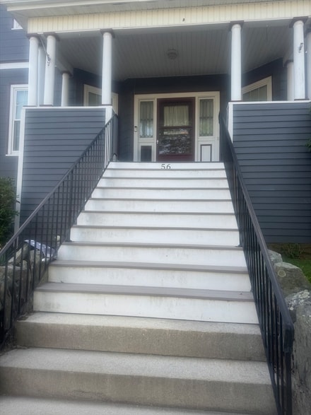 56 Earl St Unit 1, Malden, MA 02148