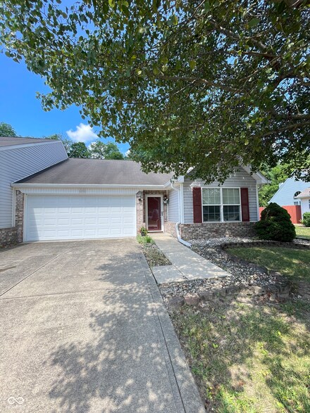 5828 Oberlies Way, Plainfield, IN 46168