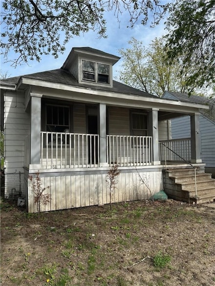 2054 N Monroe St, Decatur, IL 62526