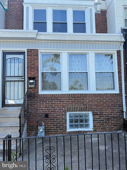 251 N 7th St, Darby, PA 19023