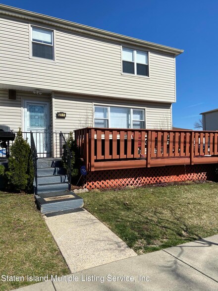 521 Willow Rd E Unit 1, Staten Island, NY 10314