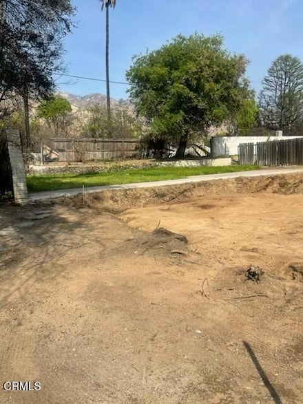 55 Marathon Rd, Altadena, CA 91001