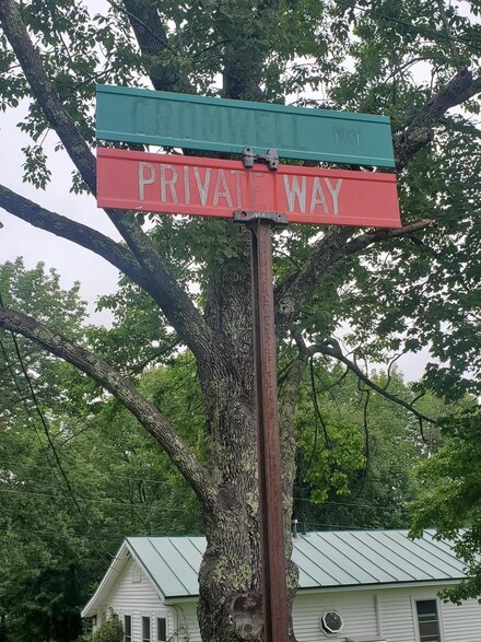 10 Cromwell Way, Manchester, ME 04351