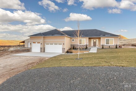 New Plymouth ID Real Estate &amp; Homes for Sale - Homes.com