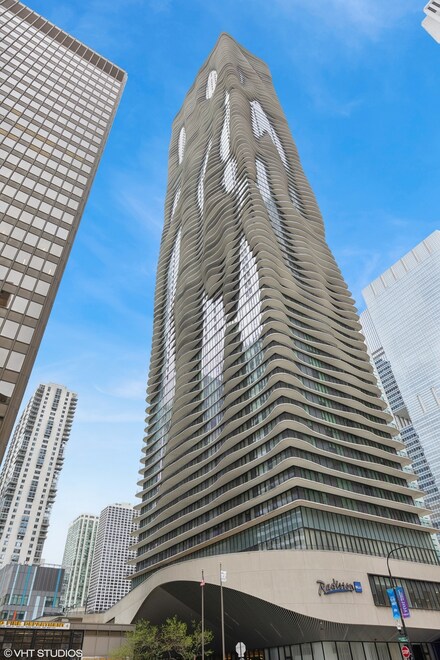 225 N Columbus Dr Unit 5512, Chicago, IL 60601