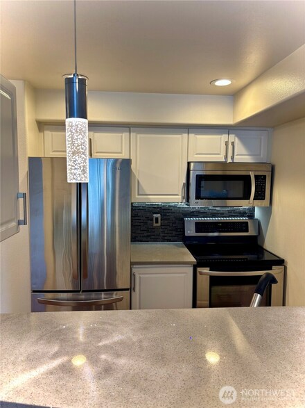 18621 Blueberry Ln Unit B206, Monroe, WA 98272