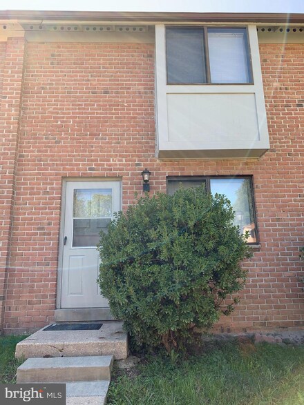 7421 Hickory Log Cir, Columbia, MD 21045