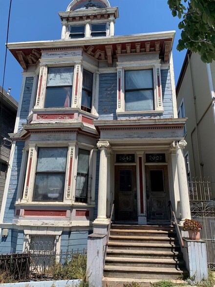 64 Baker St, San Francisco, CA 94117