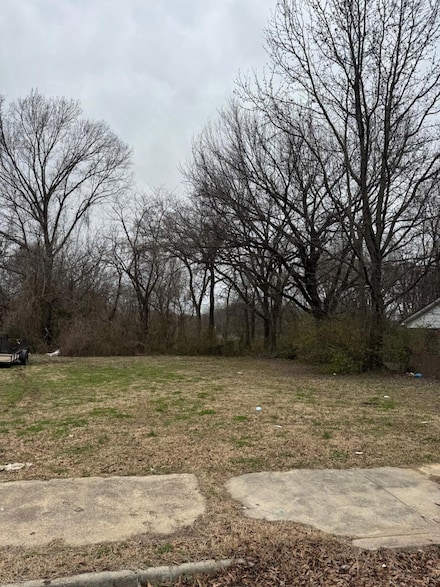 3075 Green Rd, Memphis, TN 38109