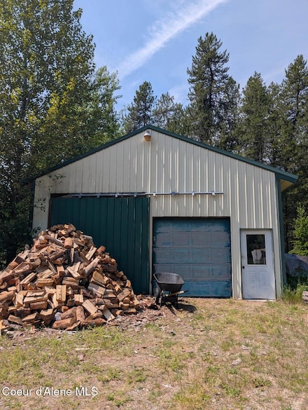 1807 Eileen Rd, Moyie Springs, ID 83845