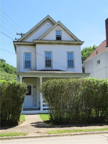 126 6th St, Turtle Creek, PA 15145