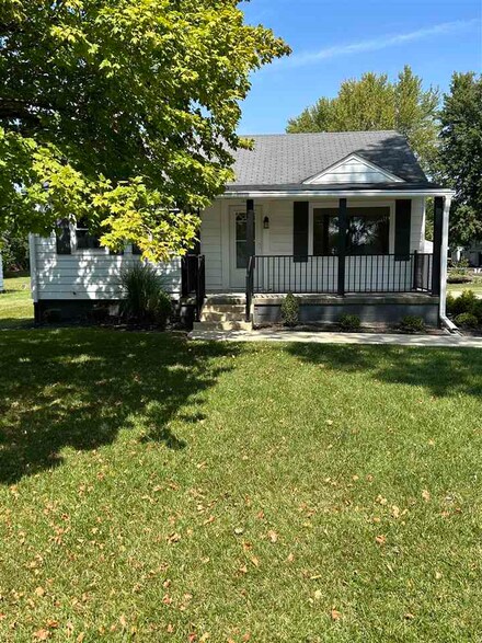 1102 W Division St, Union City, IN 47390