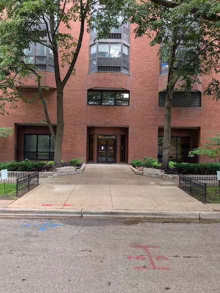 899 S Plymouth Ct Unit 1703, Chicago, IL 60605