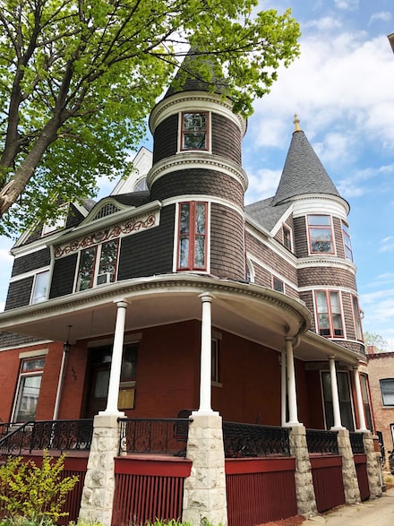 420 N Marion St Unit 1, Oak Park, IL 60302