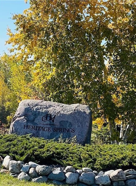 - Lot 4 Block 4, New London, MN 56288
