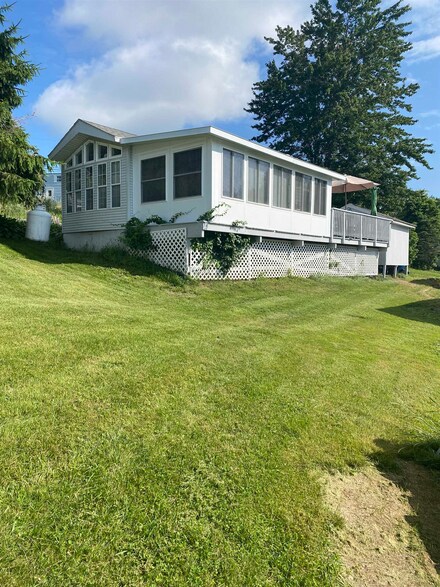 194 Buckley Rd Unit 78, Weare, NH 03281