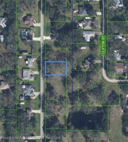 2347 Preston Ave, Sebring, FL 33875