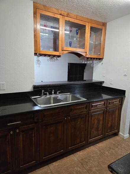 10110 Forum Dr W Unit 102, Houston, TX 77036