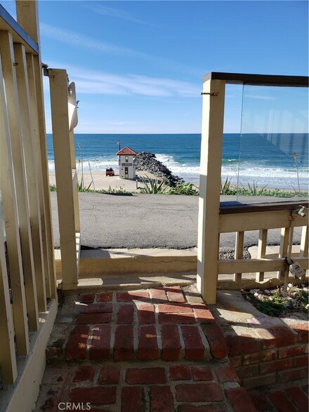 625 Esplanade Unit 4, Redondo Beach, CA 90277