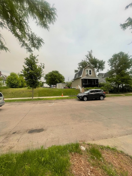 2604 Oliver Ave N, Minneapolis, MN 55411