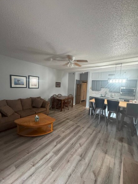 951 Fairway Cr Apt 1303 Unit 1303, Bracketttville, TX 78832