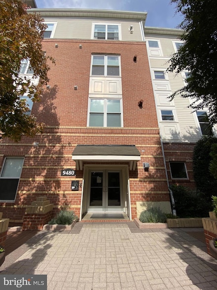 9480 Virginia Center Blvd Unit 121, Vienna, VA 22181