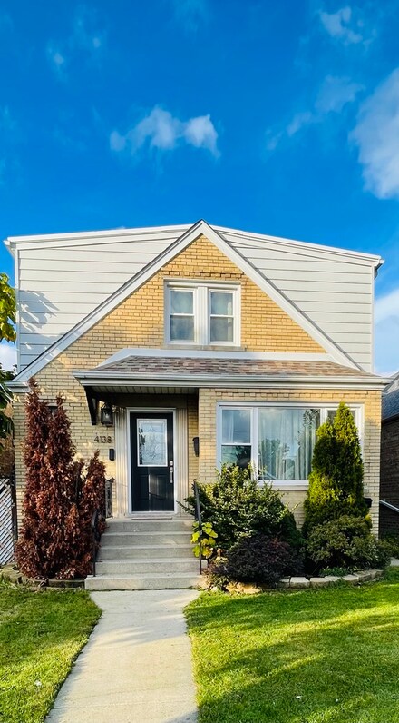 4138 W 59th St, Chicago, IL 60629