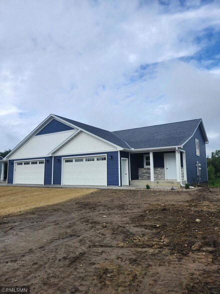 407 Finvold St, Woodville, WI 54028