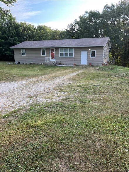 13397 Pike 43, Bowling Green, MO 63334