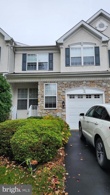 28 Dorset Rd, Glen Mills, PA 19342