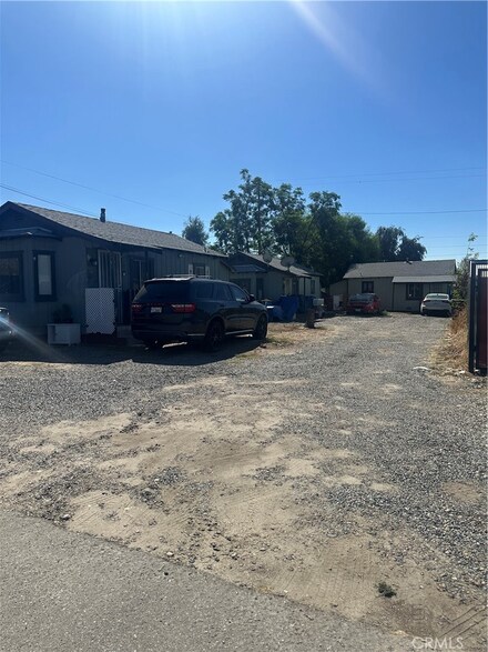 1780 Mentone Blvd, Mentone, CA 92359