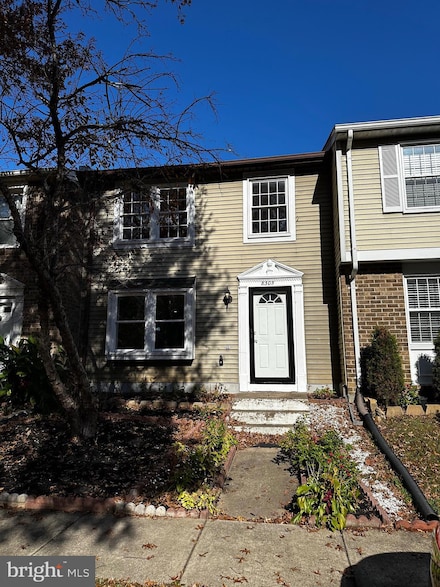 8305 Pondside Terrace, Alexandria, VA 22309