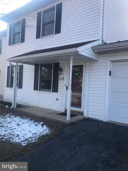 110 Forest Cir, Palmyra, PA 17078
