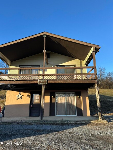 420 Manion Dr, Duncansville, PA 16635