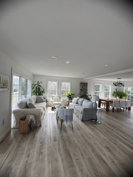 3 Baldwin Rd, Middletown, RI 02842