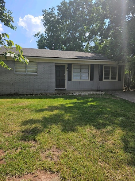 1241 Norris Dr, Bossier City, LA 71111