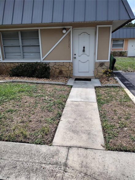 11715 Boynton Ln Unit 74B, New Port Richey, FL 34654