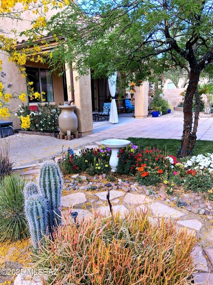 6495 W Knoll Pines Way, Tucson, AZ 85757