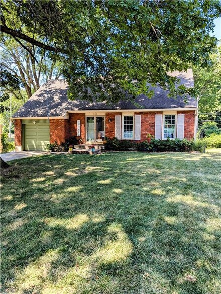 5108 N Flora Ave, Kansas City, MO 64118