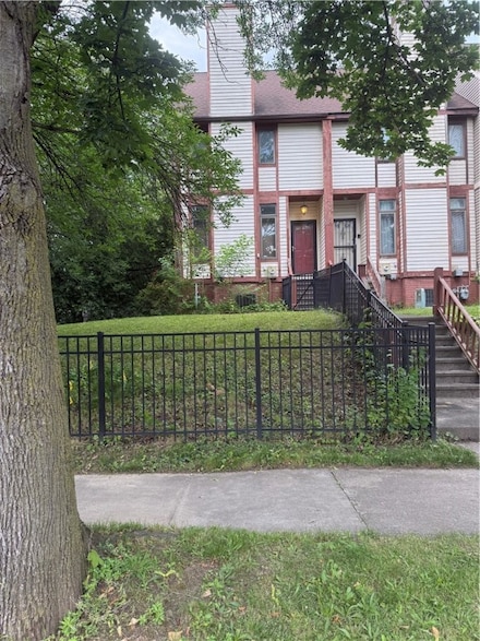 124 Adams St, Rochester, NY 14608