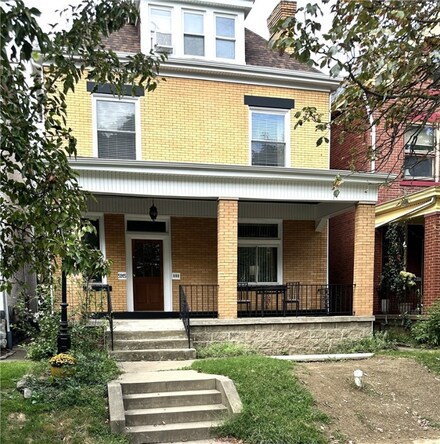 5915 Alder St Unit 1, Pittsburgh, PA 15232